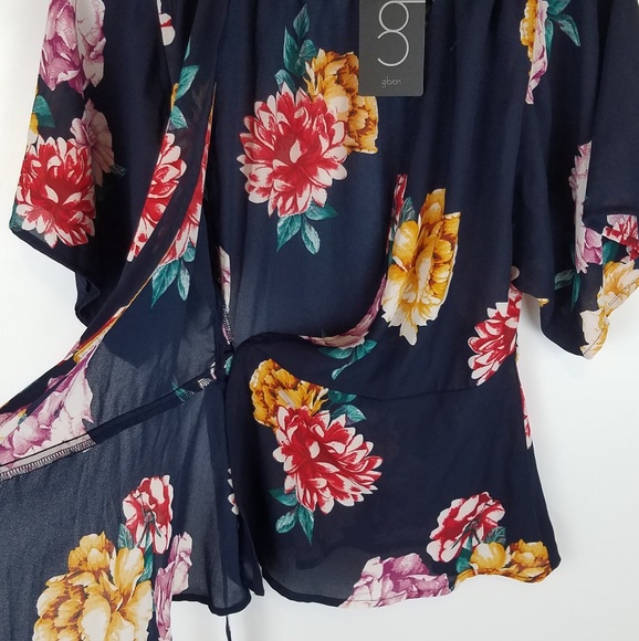 GIBSON | FLORAL WRAP SHIRT - Picture 7 of 8